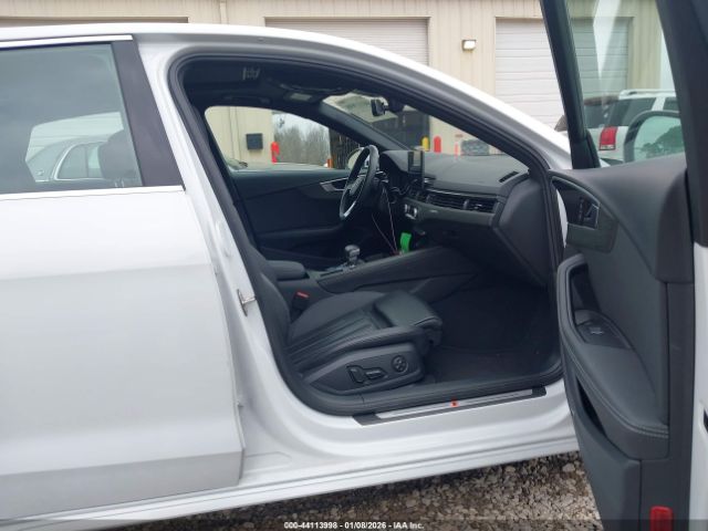 2024 AUDI A4 WAUEAAF43RN005712 Photo 4
