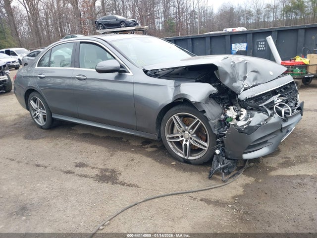 2017 MERCEDES-BENZ E 300 WDDZF4KB5HA206583