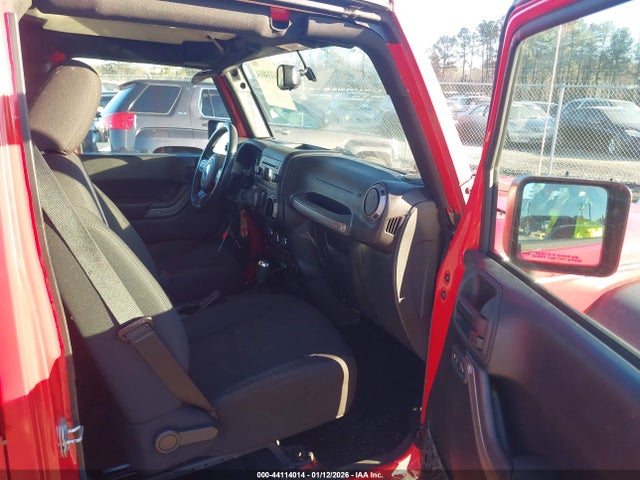 1C4BJWDG0GL252193 Jeep Wrangler Unlimited Sport
