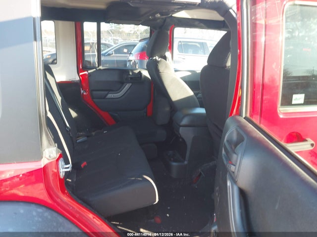 1C4BJWDG0GL252193 Jeep Wrangler Unlimited Sport