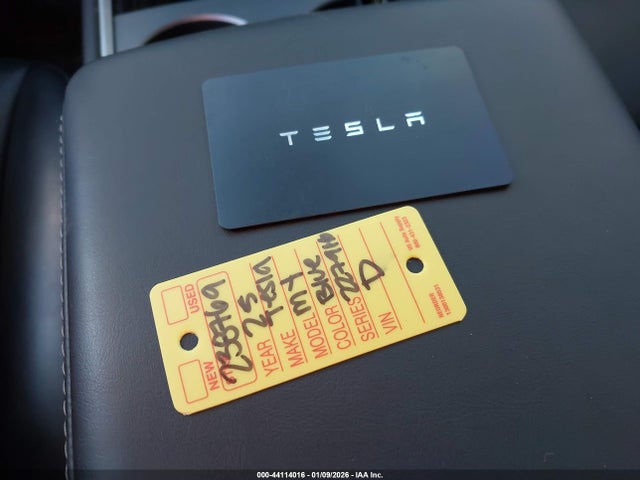 2025 TESLA MODEL Y 7SAYGDEDXSF227916 Photo 10