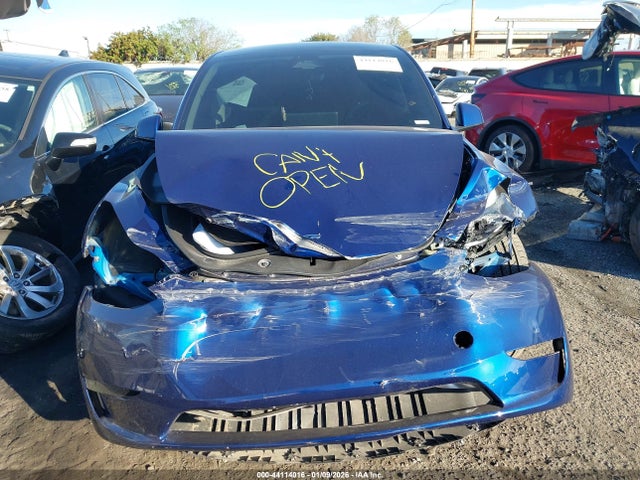Продаж на аукціоні авто 2025 Tesla Model Y Long Range Dual Motor Rear-wheel Drive, vin: 7SAYGDEDXSF227916, номер лоту: 44114016