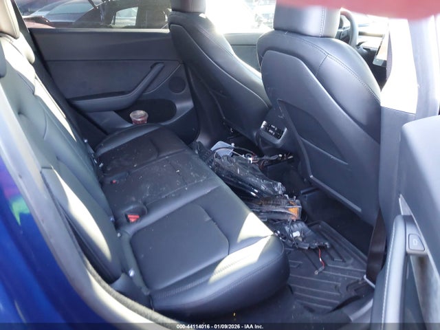 2025 TESLA MODEL Y 7SAYGDEDXSF227916 Photo 7