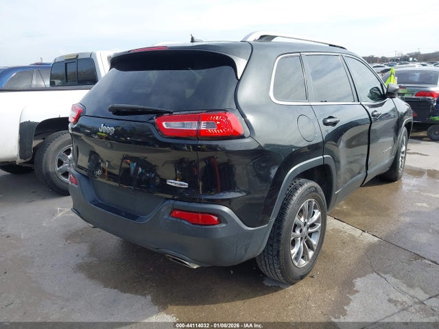 1C4PJLCS1FW612093 Jeep Cherokee Latitude