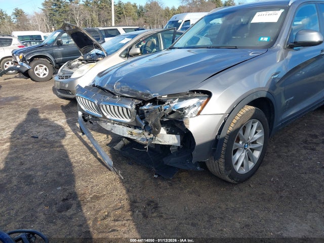 5UXWX9C3XH0T17973 BMW X3 Xdrive28i