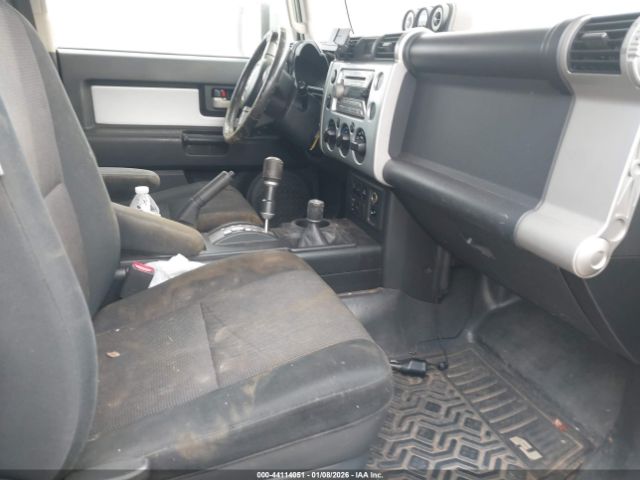 2007 TOYOTA FJ CRUISER JTEBU11F070044723 Photo 4