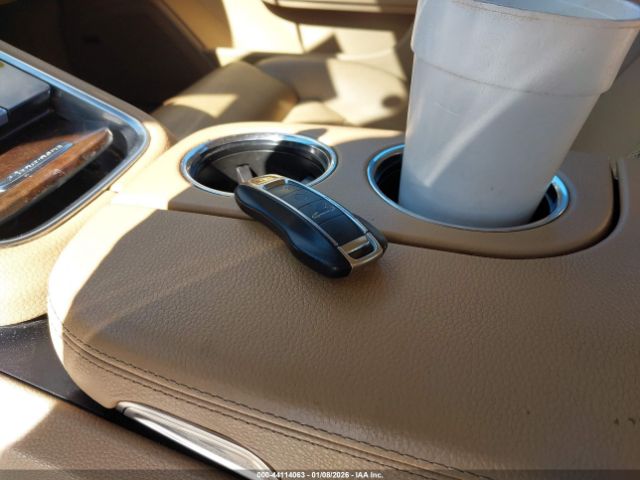 2018 PORSCHE PANAMERA WP0AA2A74JL111188 Photo 10