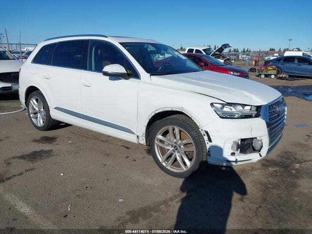 2018 AUDI Q7 WA1VAAF73JD006277 Photo 0