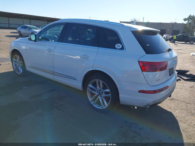 2018 AUDI Q7 WA1VAAF73JD006277 Photo 2