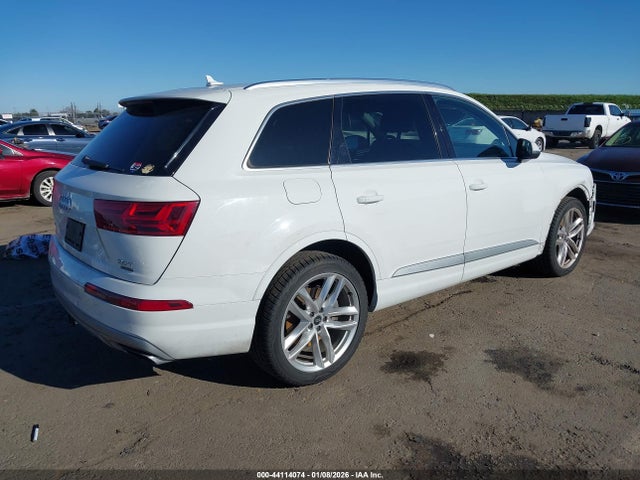 2018 AUDI Q7 WA1VAAF73JD006277 Photo 3