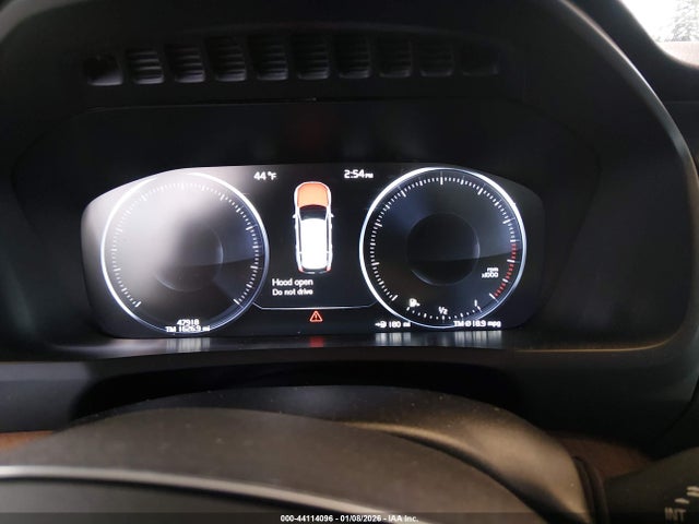 YV4A221K5N1809745 Volvo Xc90 T6 Momentum 6 Passenger