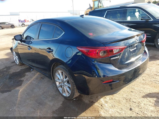 2017 Mazda Mazda3 Touring მანქანა იყიდება აუქციონზე, vin: 3MZBN1V7XHM112218, აუქციონის ნომერი: 44114105