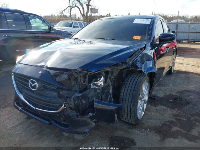 2017 Mazda Mazda3 Touring მანქანა იყიდება აუქციონზე, vin: 3MZBN1V7XHM112218, აუქციონის ნომერი: 44114105