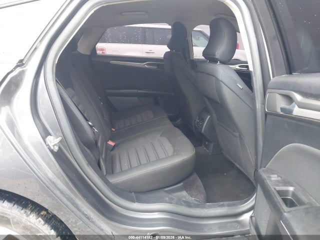 Ford FUSION SE 2019 3FA6P0HD8KR122059 Image 8