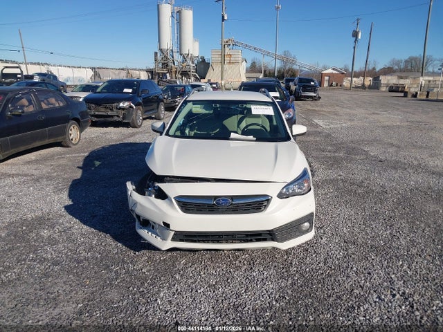 4S3GTAV67M3705827 Subaru Impreza Premium 5-door