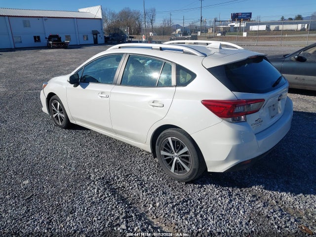 4S3GTAV67M3705827 Subaru Impreza Premium 5-door