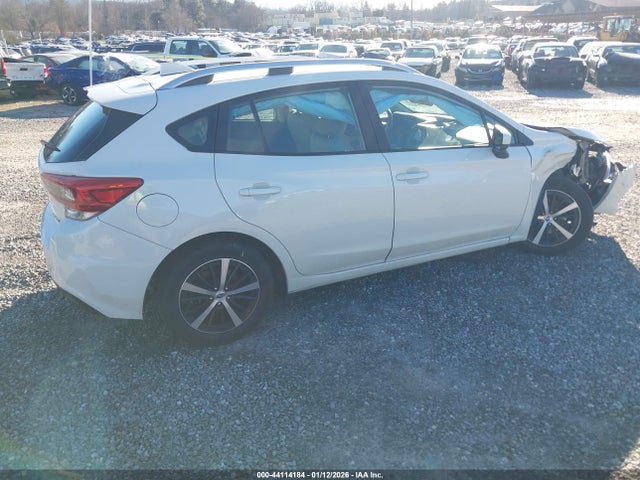 4S3GTAV67M3705827 Subaru Impreza Premium 5-door