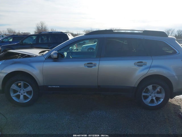 4S4BRCCC4E3319747 Subaru Outback 2.5i Premium