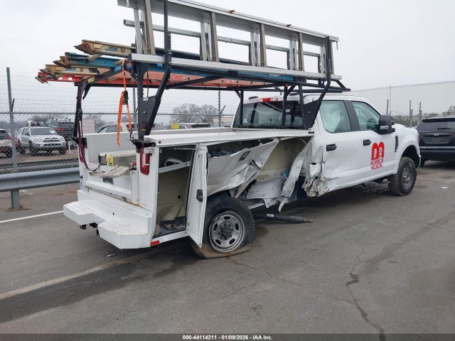 2022 FORD F-250 1FD7W2B62NED47314 Photo 3