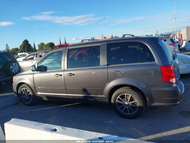 Dodge Grand Caravan Sxt 2017 2C4RDGCG4HR863396 Image 14