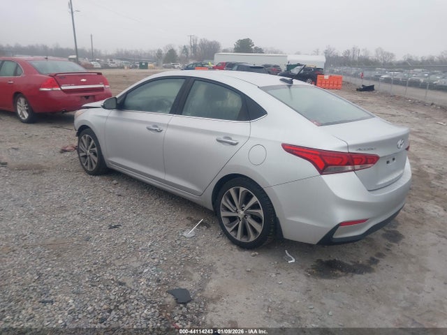Hyundai Accent Limited 2020 3KPC34A68LE107811 Image 3