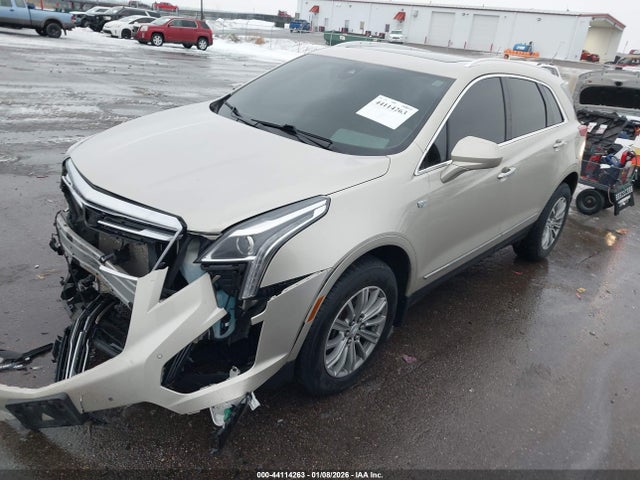 2017 CADILLAC XT5 1GYKNBRS0HZ122370 Photo 1