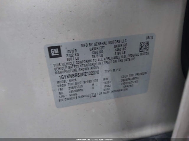 2017 CADILLAC XT5 1GYKNBRS0HZ122370 Photo 8