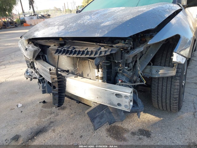 1N4AA6AP3HC437913 Nissan Maxima 3.5 Platinum