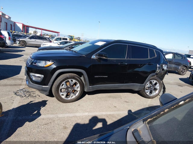 3C4NJCCB7LT211494 Jeep Compass Limited Fwd