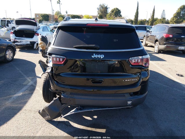 3C4NJCCB7LT211494 Jeep Compass Limited Fwd