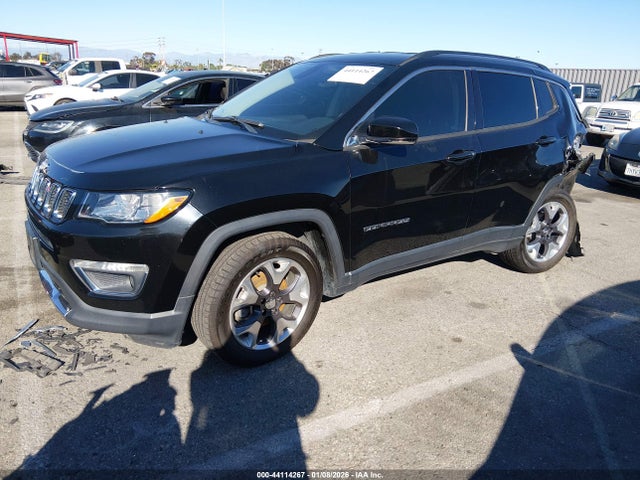 3C4NJCCB7LT211494 Jeep Compass Limited Fwd