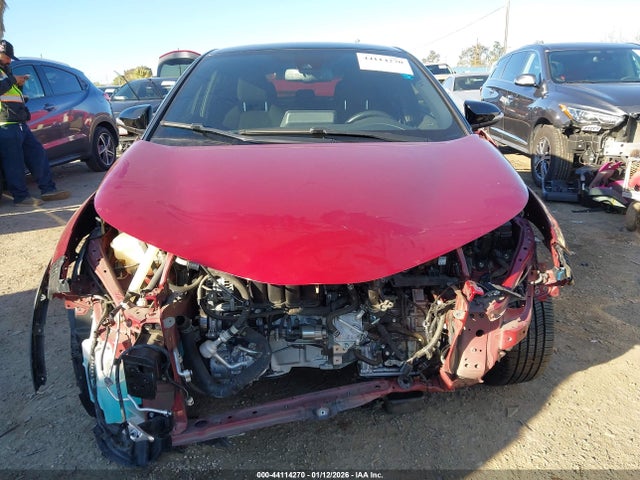 JTNKHMBX5K1062411 Toyota C-HR XLE