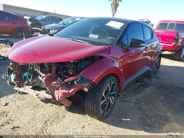 JTNKHMBX5K1062411 Toyota C-HR XLE