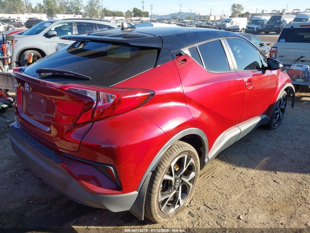 JTNKHMBX5K1062411 Toyota C-HR XLE