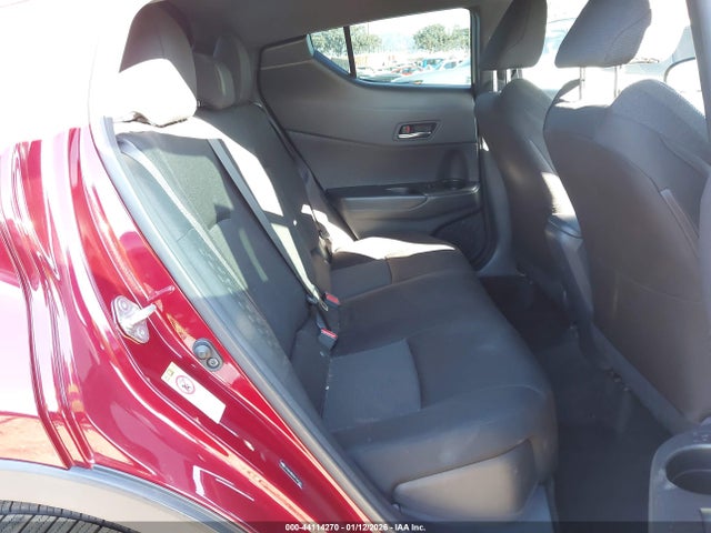 JTNKHMBX5K1062411 Toyota C-HR XLE