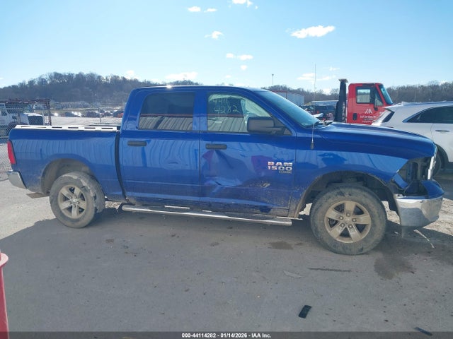 44114282 :رقم المزاد ، 1C6RR7KG8KS593556 vin ، 2019 Ram 1500 Classic Tradesman  4x4 5'7 Box مزاد بيع