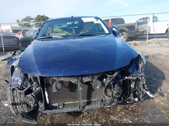 Продажа на аукционе авто 2013 Lexus Is 250c, vin: JTHFF2C25D2528546, номер лота: 44114301