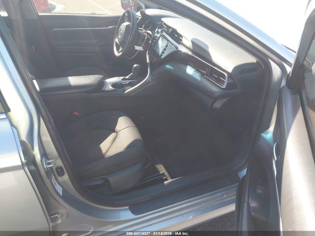 2019 TOYOTA CAMRY 4T1B11HK3KU769987 Photo 4