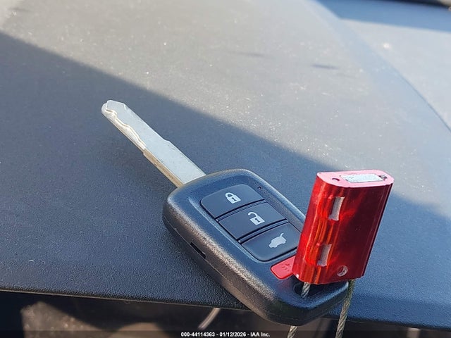 SHHFK7H27HU216040 Honda Civic Lx