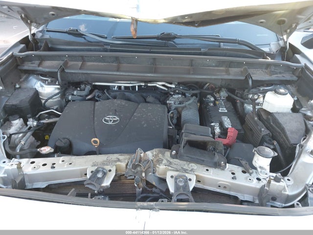 Toyota Highlander Xle 2021 5TDGZRAH1MS050163 Image 10