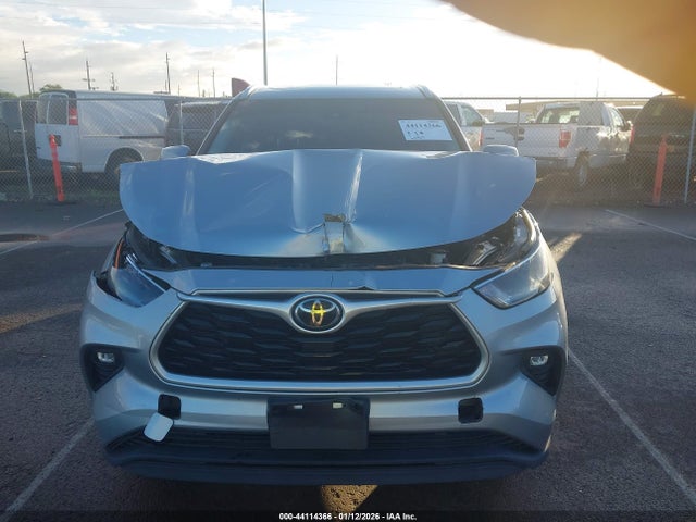 Toyota Highlander Xle 2021 5TDGZRAH1MS050163 Image 13