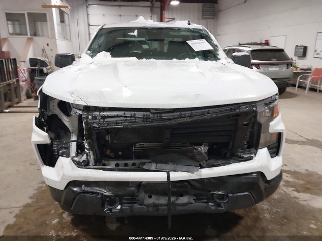 2025 Chevrolet Silverado 1500 მანქანა იყიდება აუქციონზე, vin: 3GCPKAEK5SG135417, აუქციონის ნომერი: 44114389