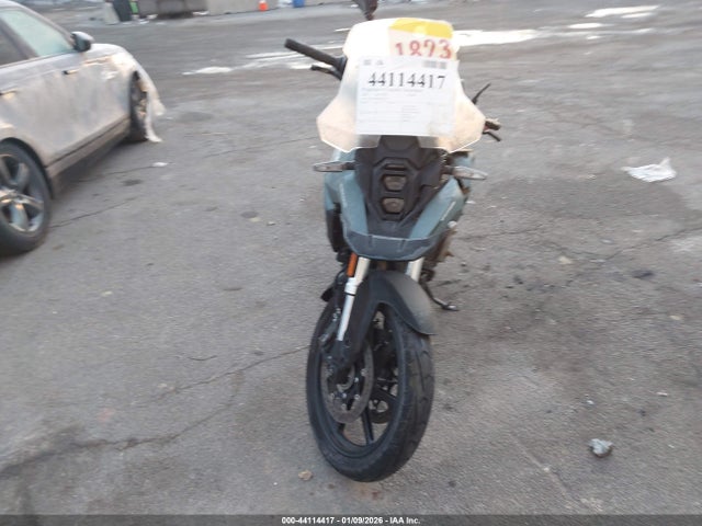 Suzuki Dl800 Rq/rqa 2024 JS1EM14B4R7100564 Image 5