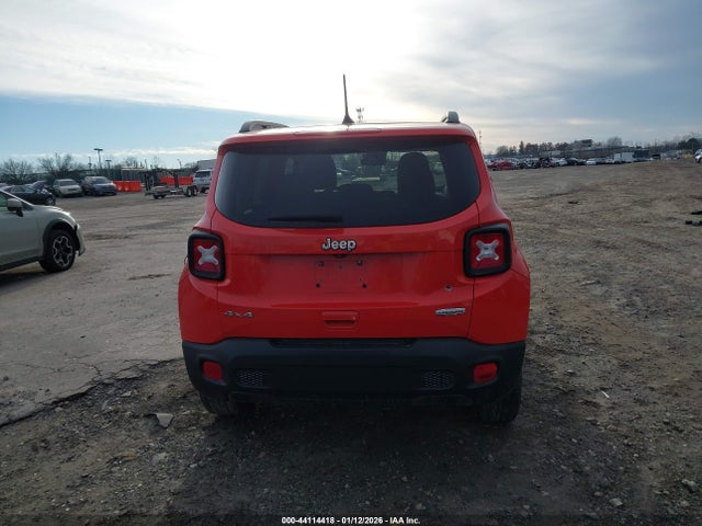Jeep Renegade Latitude 4x4 2018 ZACCJBBB7JPJ55836 Image 17