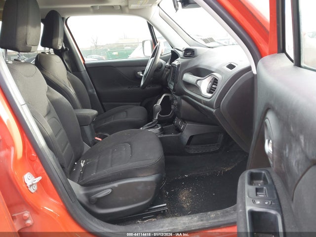 Jeep Renegade Latitude 4x4 2018 ZACCJBBB7JPJ55836 Image 5