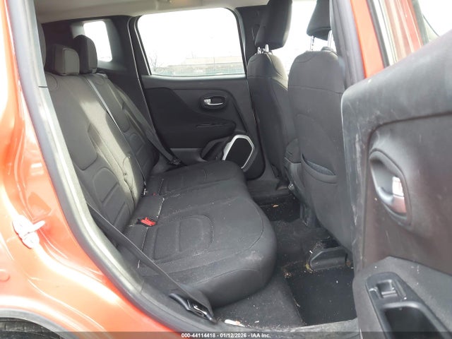 Jeep Renegade Latitude 4x4 2018 ZACCJBBB7JPJ55836 Image 8