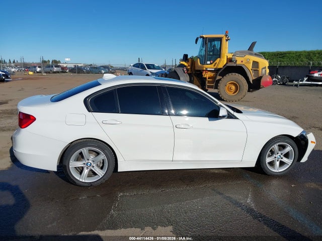 BMW 328I 2015 WBA3C1C50FP852086 Image 13