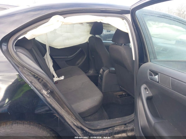 Продаж на аукціоні авто 2014 Volkswagen Jetta 2.0l S, vin: 3VW2K7AJ9EM390763, номер лоту: 44114507
