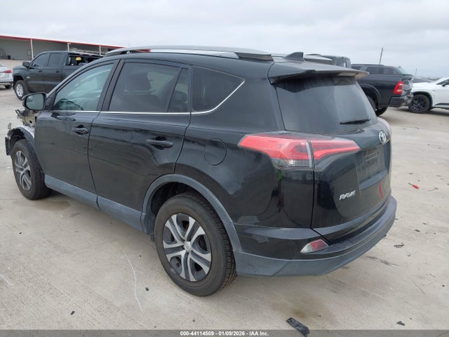 2T3ZFREV3JW449829 Toyota RAV4 LE