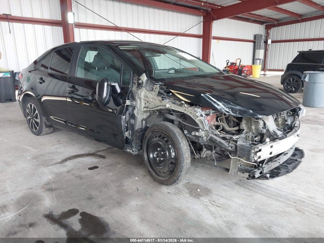 Toyota COROLLA LE 2021 5YFEPMAE6MP176596 Image 1